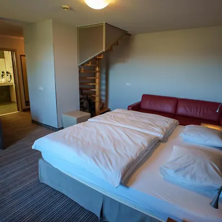 Отель L'hotel Et Restaurant Du Golf De Clervaux