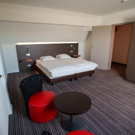 L'hotel Et Restaurant Du Golf De Clervaux 4*