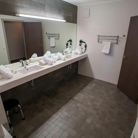 L'hotel Et Restaurant Du Golf De Clervaux Отель Eselborn