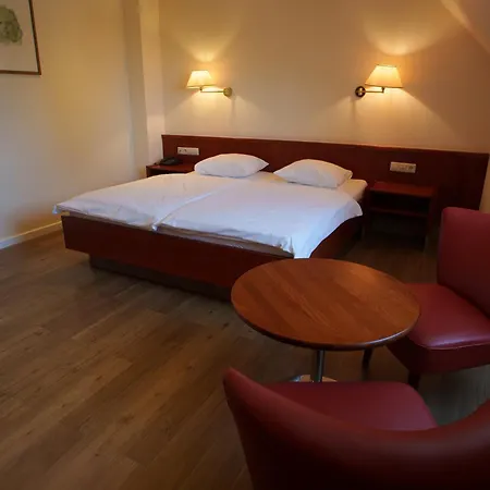 L'hotel Et Restaurant Du Golf De Clervaux Eselborn