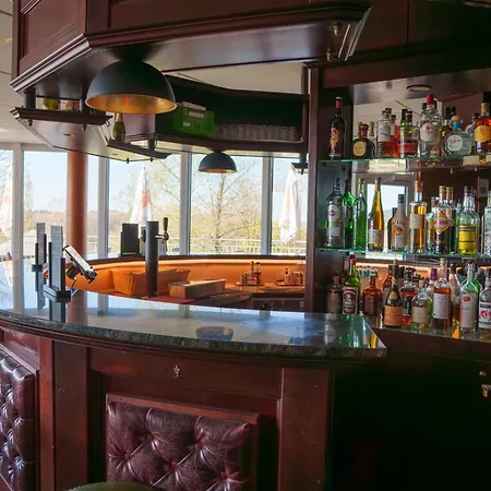 L'hotel Et Restaurant Du Golf De Clervaux Eselborn