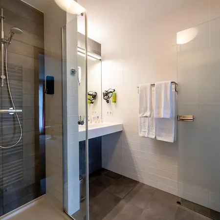 L'hotel Et Restaurant Du Golf De Clervaux Отель 4*