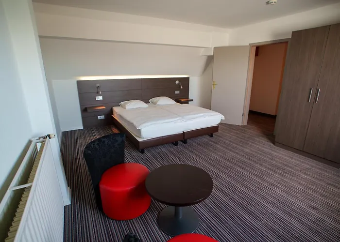 L'hotel Et Restaurant Du Golf De Clervaux 4*