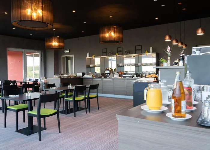 Hotel L'hotel Et Restaurant Du Golf De Clervaux 4*