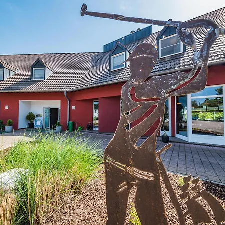 L'hotel Et Restaurant Du Golf De Clervaux Otel