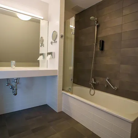 L'hotel Et Restaurant Du Golf De Clervaux 4*