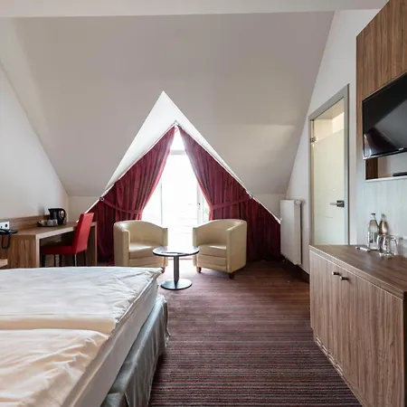L'hotel Et Restaurant Du Golf De Clervaux Hotel