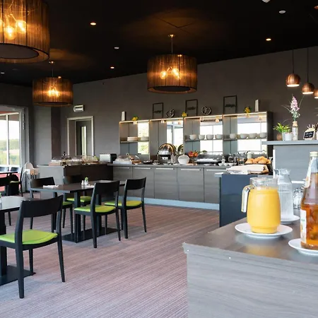 ホテル L'hotel Et Restaurant Du Golf De Clervaux 4*