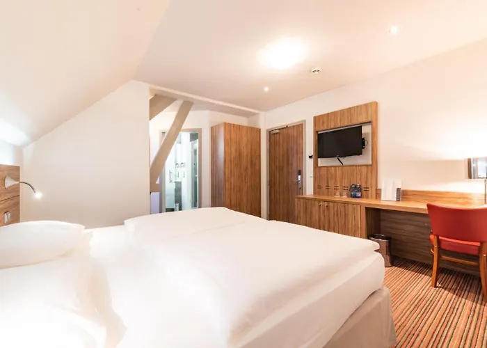 L'hotel Et Restaurant Du Golf De Clervaux 4*