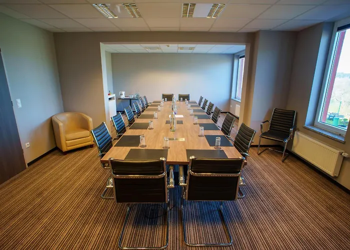 Hotel L'hotel Et Restaurant Du Golf De Clervaux 4*