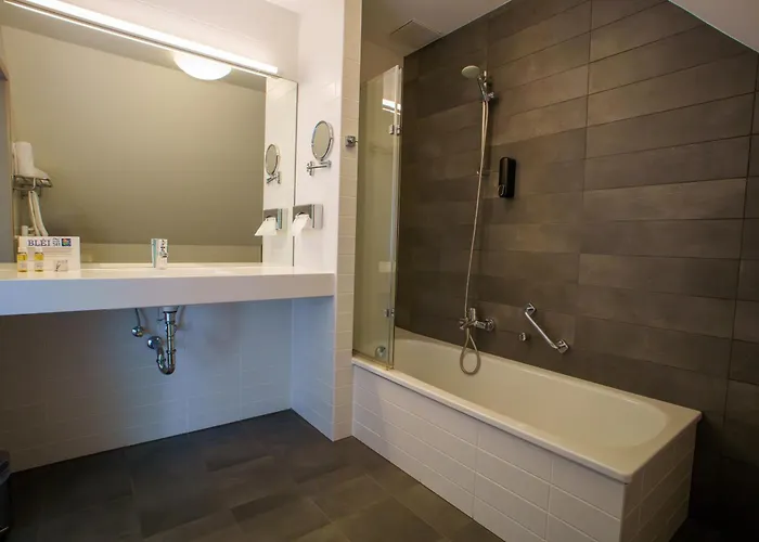 L'hotel Et Restaurant Du Golf De Clervaux 4*