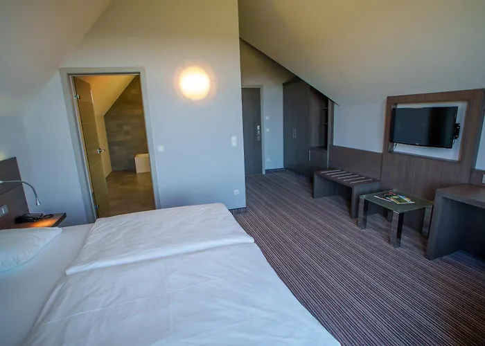 L'hotel Et Restaurant Du Golf De Clervaux 4* Eselborn