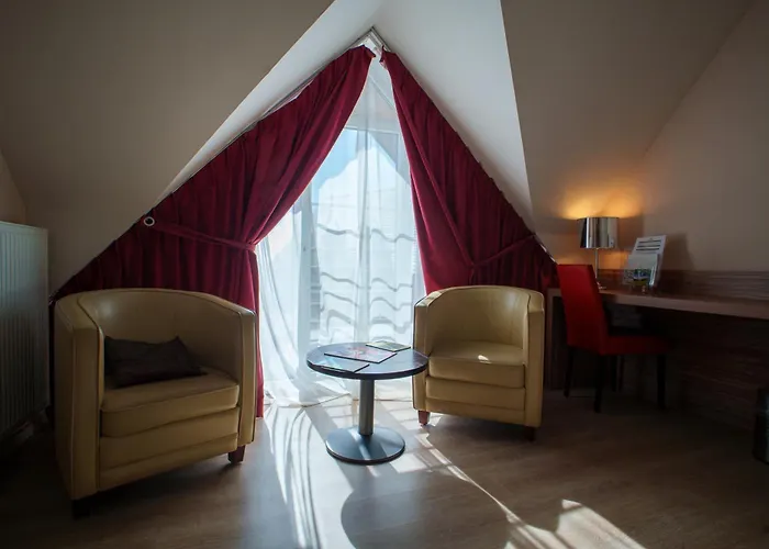 L'hotel Et Restaurant Du Golf De Clervaux Hotel Eselborn