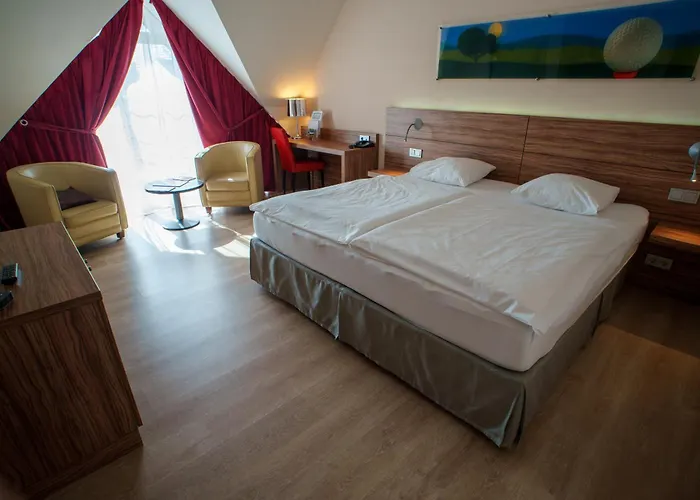 Hotel L'hotel Et Restaurant Du Golf De Clervaux Eselborn