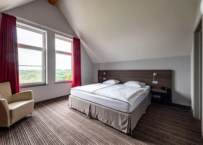 Hotel L'hotel Et Restaurant Du Golf De Clervaux 4*