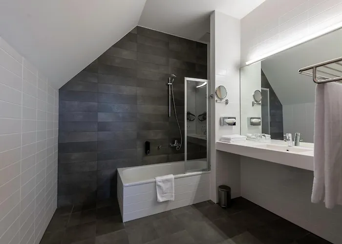 L'hotel Et Restaurant Du Golf De Clervaux 4*